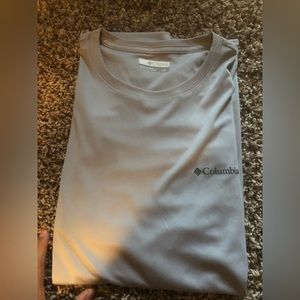 Brand new men’s long sleeve Columbia shirt